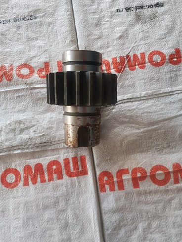 Вал-шестерня поворотного круга КШП 03.12.08: купить в Воронеже