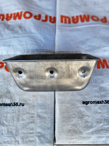 Ковш норийный УКЗ-100 (270*160*120): купить в Воронеже