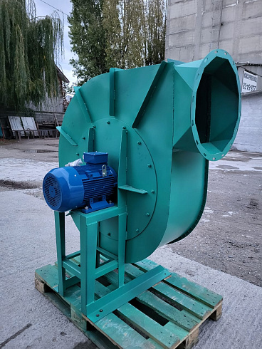 Вентилятор с двигателем 11 кВт 1500 об. К527 К547: купить в Воронеже Вентилятор с двигателем 11 кВт 1500 об. К527 К547: купить в Воронеже