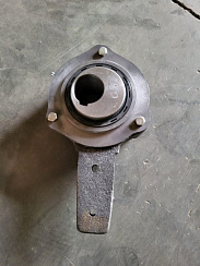 Подшипниковый узел главного вала с эксцентриком К-527,К547: купить в Воронеже