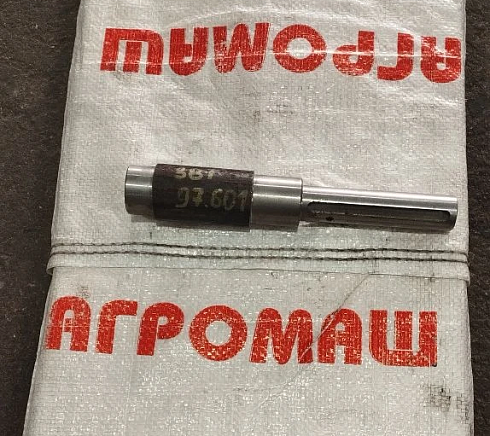 Вал ЗП 07.601 выход. редукт. самох.: купить в Воронеже
