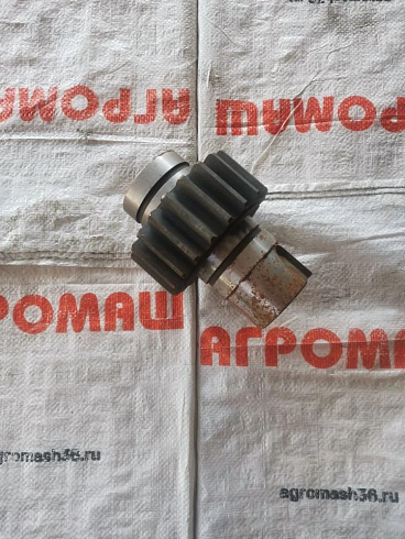 Вал-шестерня поворотного круга КШП 03.12.08: купить в Воронеже