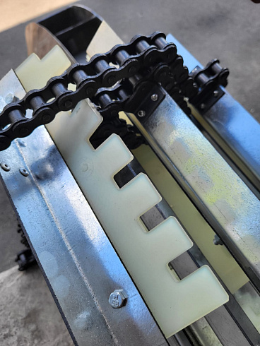 Транспортер очистки верхнего решета в сборе К 527: купить в Воронеже