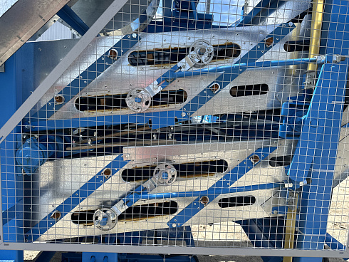 Очиститель вороха самопередвижной ОВС-25 с част. цинк: купить в Воронеже